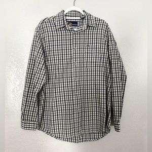 Nautica • plaid button down